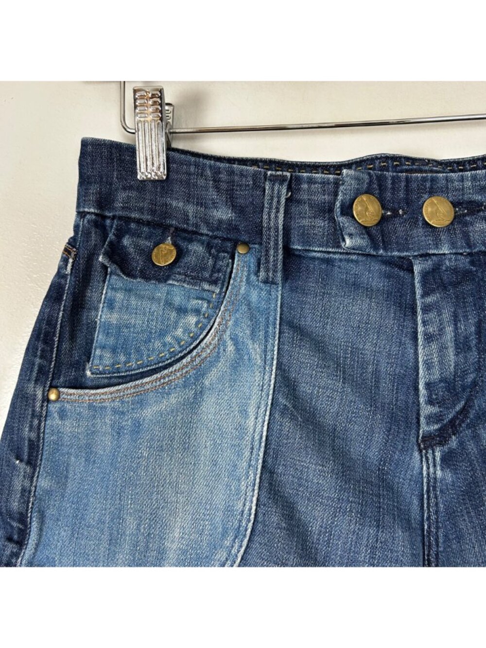Y2K Citizens of Humanity COH Patchwork Denim Cuffed Shorts Size 26 Women's - Picture 2 of 7